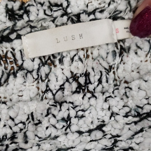 Lush Sweater Size Small - Picture 3 of 4